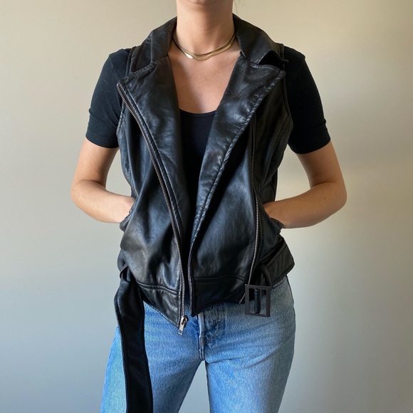 Jack- Faux Leather Motorcycle vest with belt - Picture 1 of 5